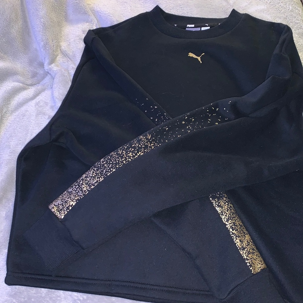 Sweater crop top